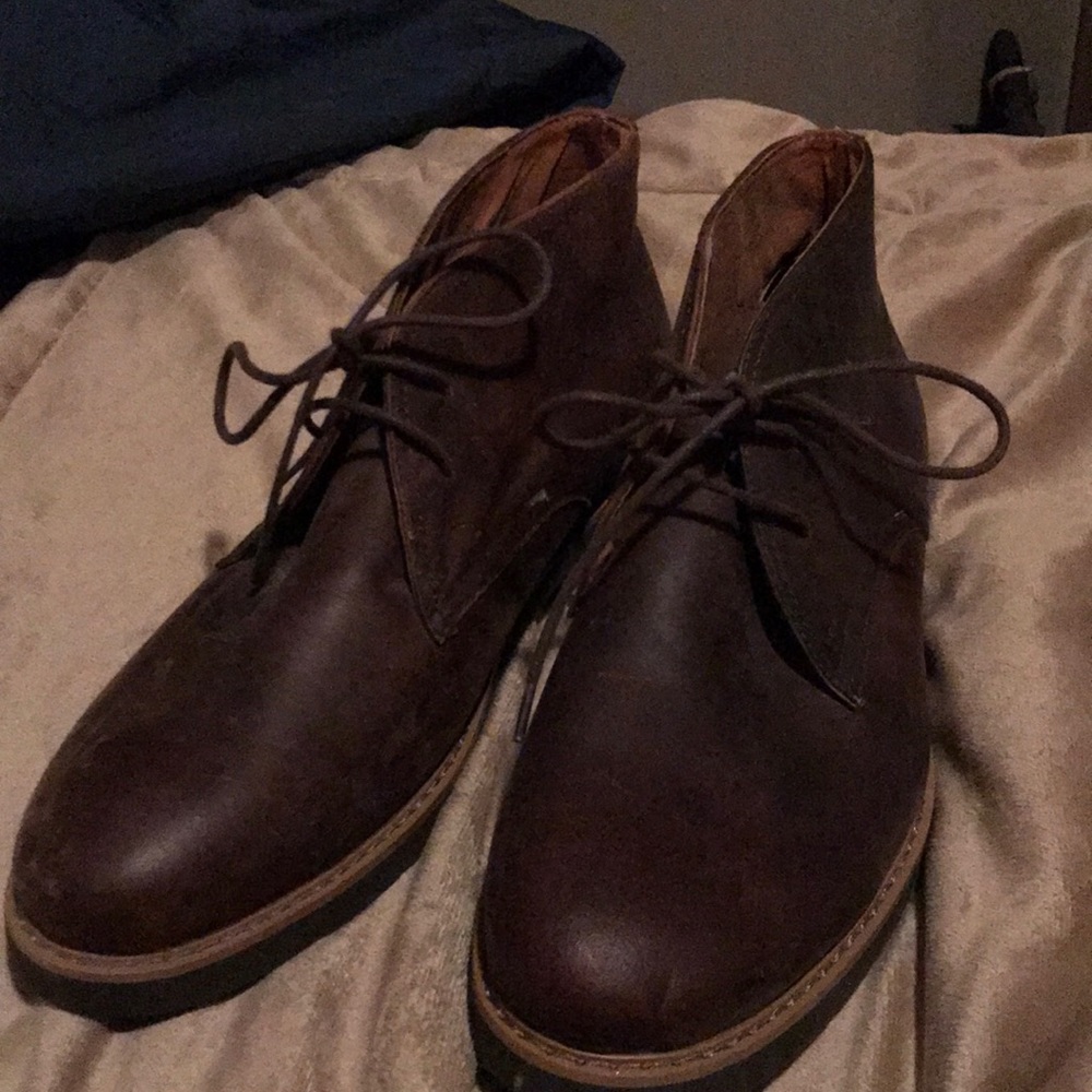 Men’s size 11 Express shoes